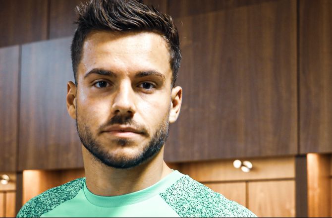 International -Brentford lejer spansk OL-keeper med option