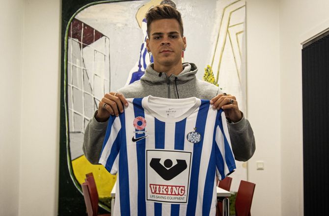 2. division -Esbjerg ophæver med tidligere Dortmund-reserve