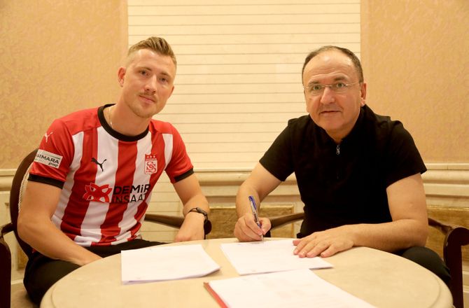 International -Sivasspor gafler norsk midt i Kina