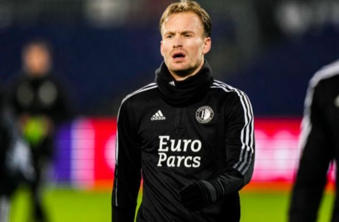 Æresdivisionen -Arnesen og co. sender midt til Hannover 96