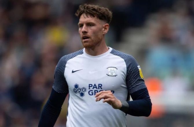 Championship -Emil Riis-rival er færdig i Preston