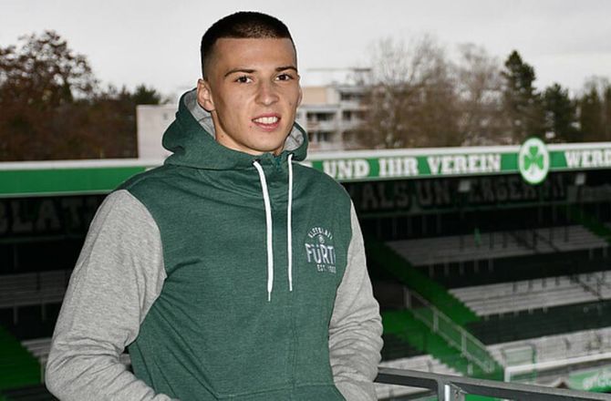 Bundesliga -Én kamp: Dortmund sælger uforløst talent