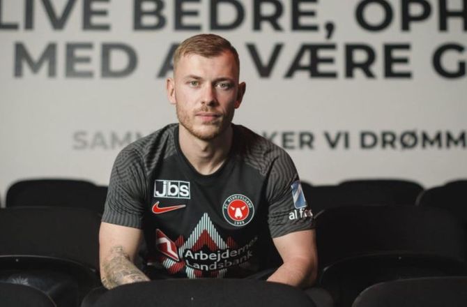 APOEL Nicosia -Max Meyer fortsætter karrieren på Cypern