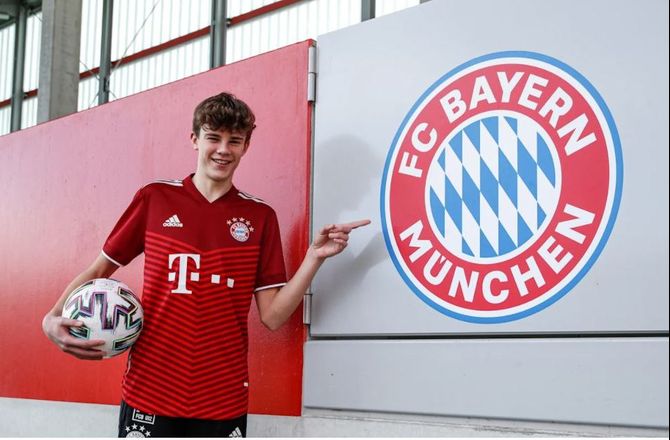 EM U17 Kvalifikation -BVB-keeper og Bayern-midt udtaget til dansk U17-landshold