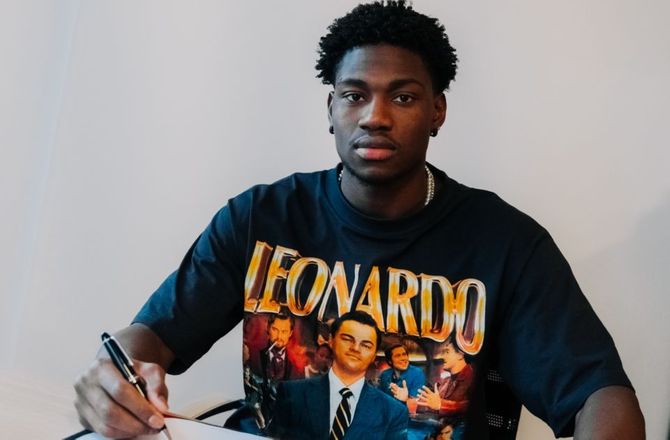 Tyskland -Frankfurt henter ung HSV'er til sommer