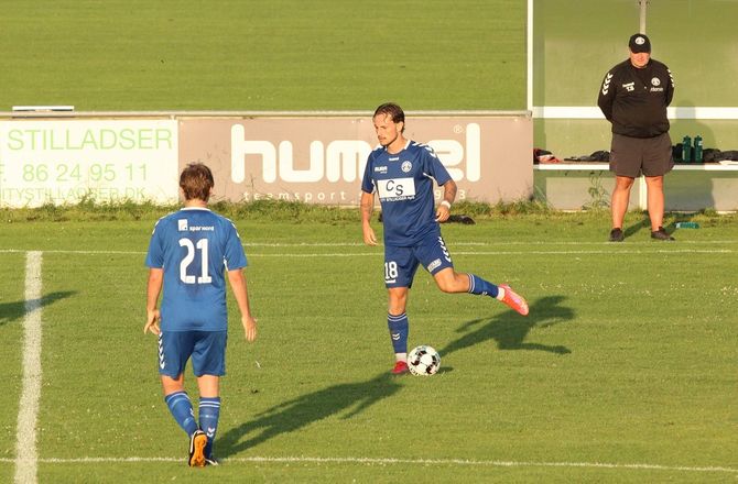 Danmark -Brabrand slås for livet: Komfortabel position