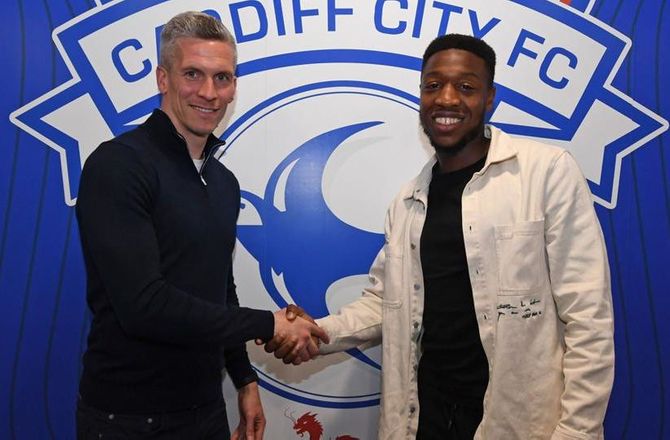 England -Cardiff henter gambiansk midtbanedynamo
