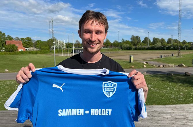 2. division -Middelfart forlænger med fanfavorit