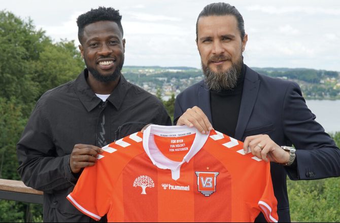 NordicBet Liga -Officielt: Vejle køber Ebenezer Ofori i AIK