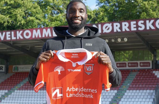 3F Superliga -Vejle ophæver med tysk angriber