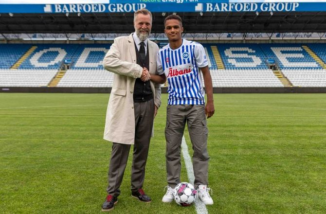 3F Superliga -OB forlænger og forfremmer Charly Nouck