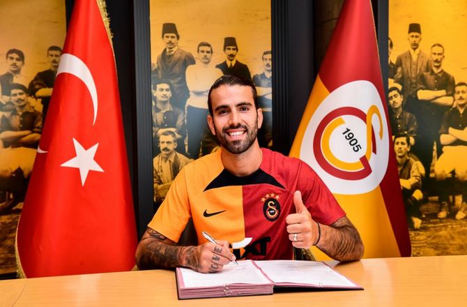 International -Galatasaray ophæver med portugisisk midt