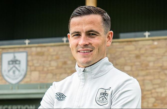 Championship -Burnley henter midtbanespiller i Anderlecht