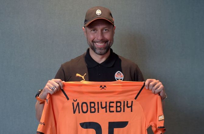 Premier League -Shakhtar Donetsk udpeger ny cheftræner 