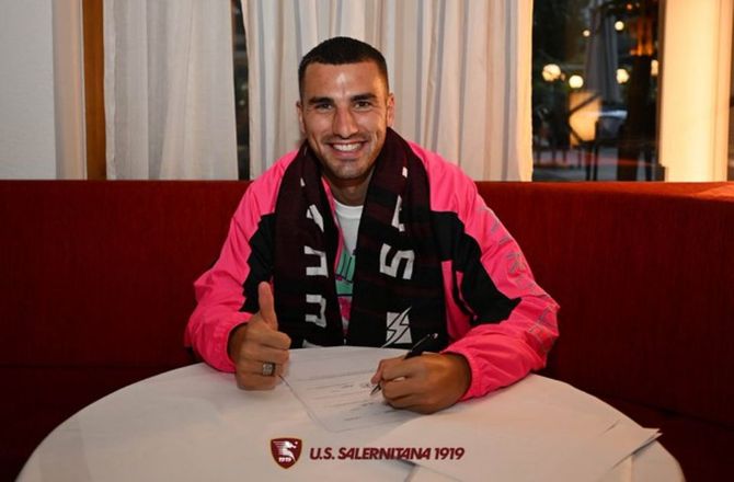 Serie A -Salernitana henter Sampdoria-angriber permanent