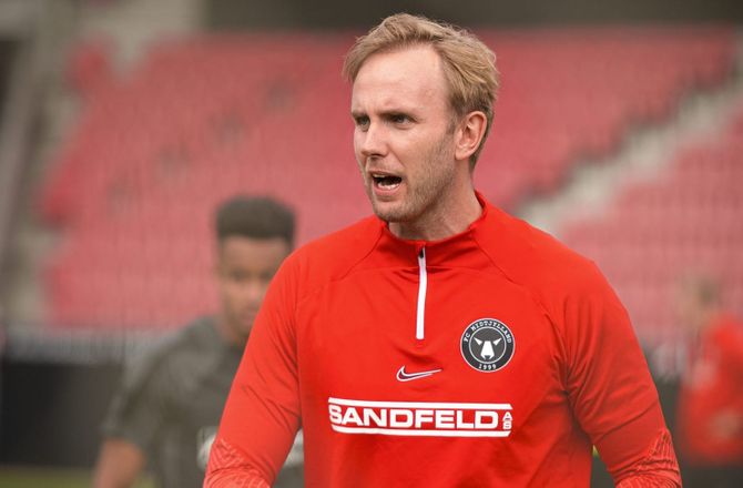3F Superliga -Bo Henriksen fyret: Midlertidig afløser er på plads