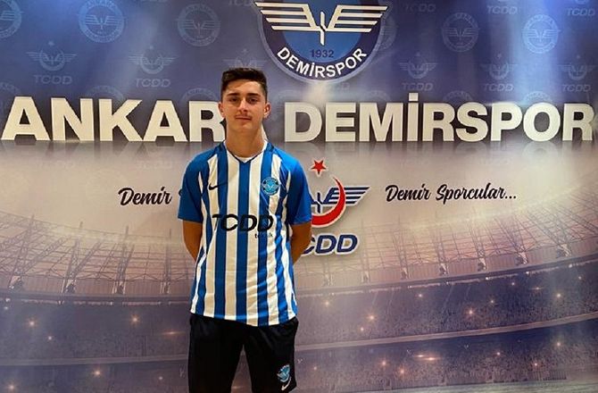 2. Lig -Fra Hobro til Tyrkiet: Ung dansker ser op til Victor Nelsson