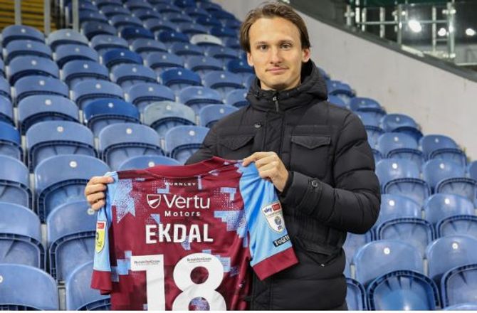 Championship -Bekræftet: Burnley henter Ekdal på lang aftale