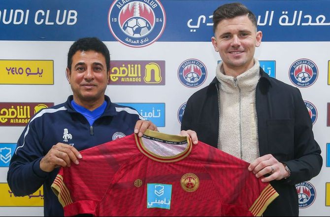 Kæk svensker i Saudi-Arabien: Jeg scorer flere mål end Ronaldo