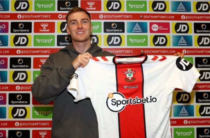 Premier League -Southampton henter back i Luton