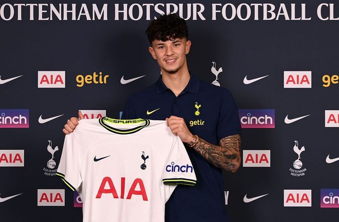 Premier League -Tottenham snupper angrebstalent i Chelsea