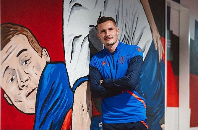 Super League -Xhaka forlænger med Basel