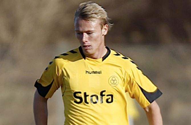 2. Division -Odder holder på kaptajnen
