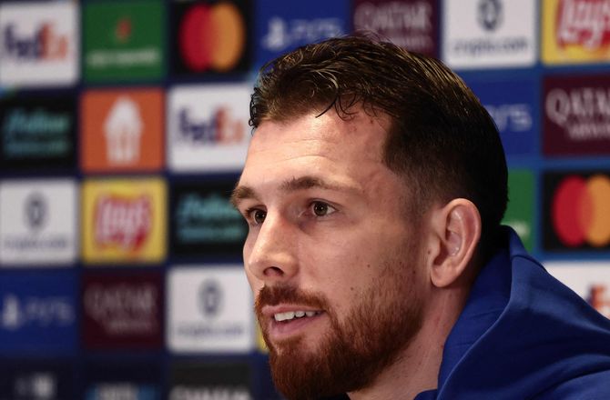 Champions League -Højbjerg forsvarer Liverpool: De er engelske mestre