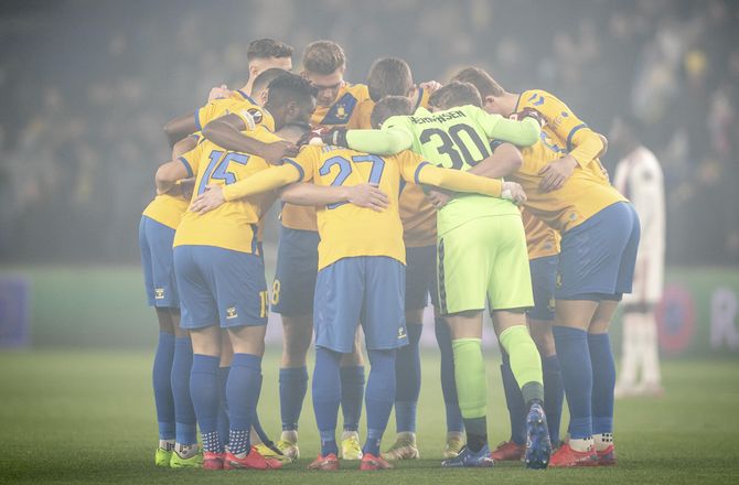 3F Superliga -Brøndby-back er tilbage i truppen efter sygdom