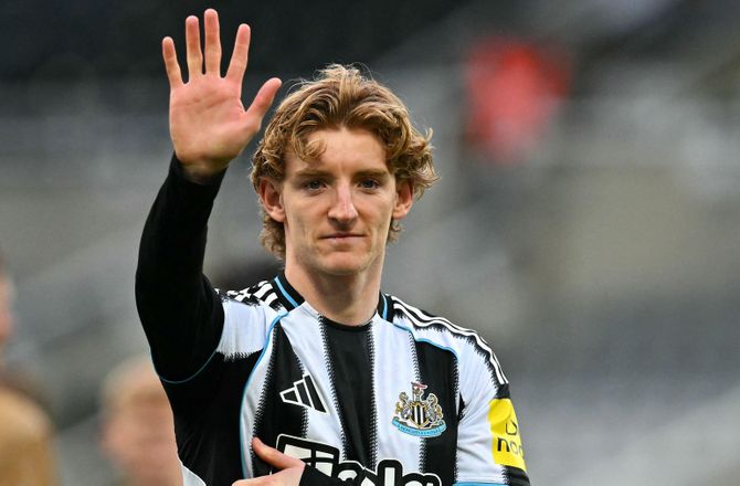 La Liga -Barca og Newcastle meldes uenig om Gordon-pris