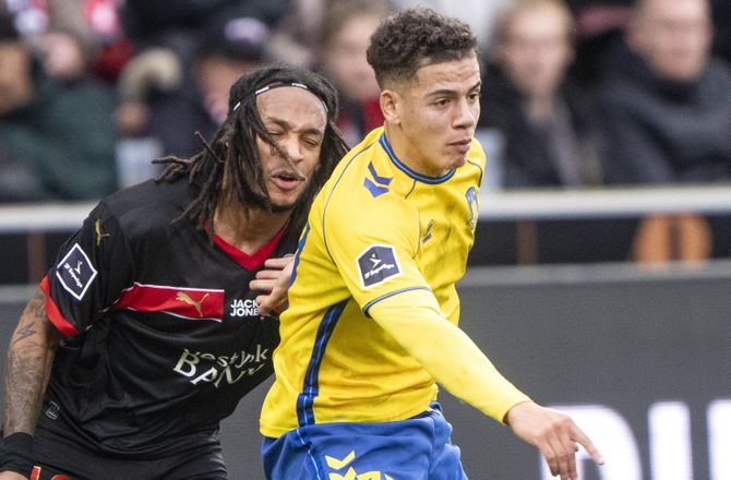 International -Landstræner fremhæver Bischoff
