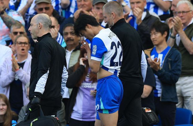 Premier League -Misser VM: Mitoma har været under kniven