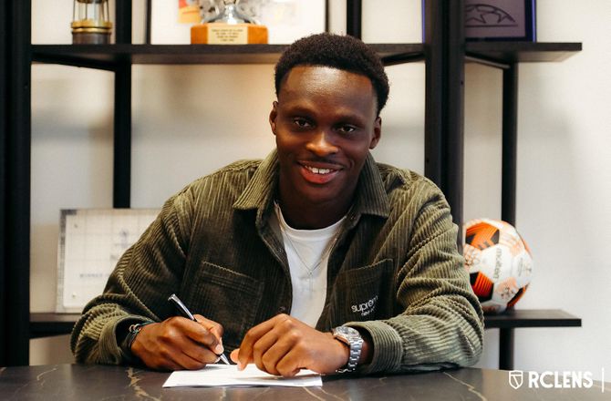 Ligue 1 -Lens handler i Salzburg