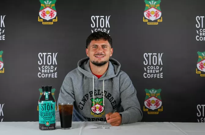 Championship -Bekræftet: Wrexham henter back i Italien