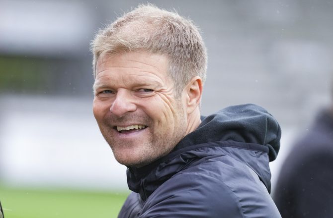 3F Superliga -Tabt væddemål: Fønsskov skal have 'vanvittigt' sæt tøj på i næste kamp