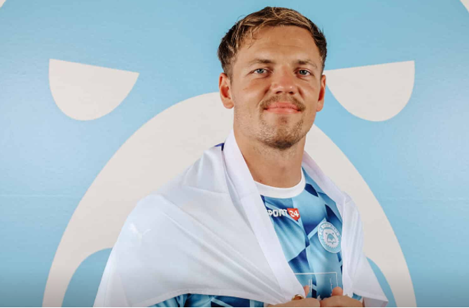 NordicBet Liga -Roskilde køber færøsk landsholdsspiller i AB