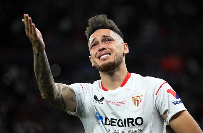 La Liga -Bizart: Ung fan stak finger i numsen på spiller