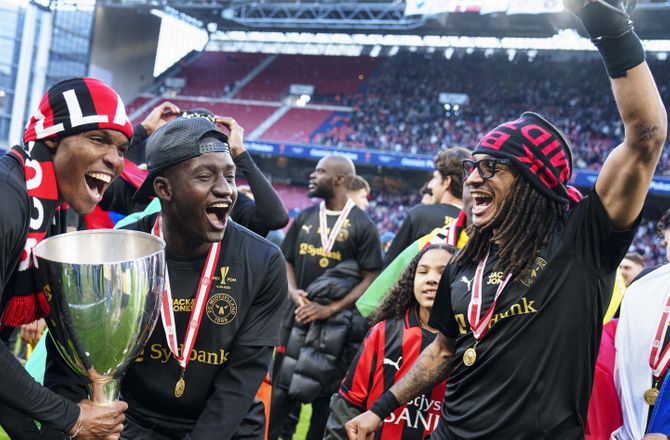 3F Superliga -Mbabu forlader FCM: Særligt at slutte nu
