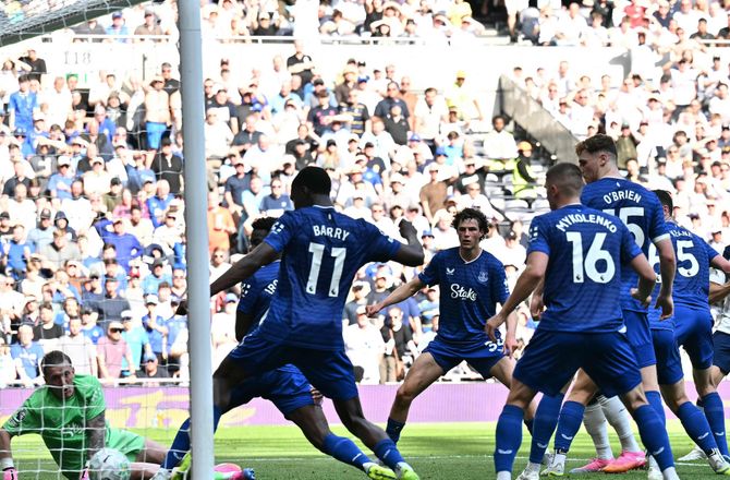 Premier League -LIVE: Scoring i London!
