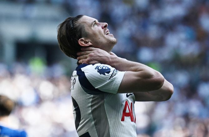 Premier League -Kontant Spurs-chef: Klubben er i dårlig forfatning