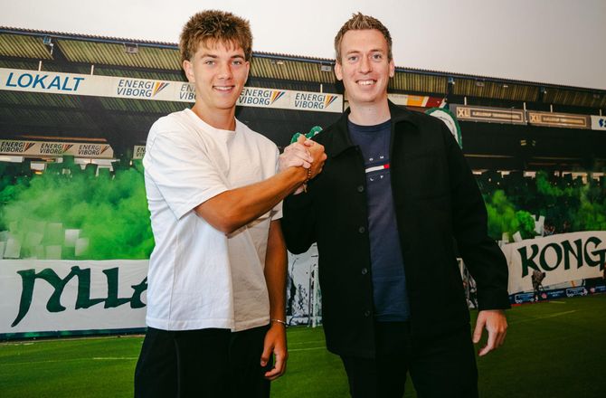 3F Superliga -Viborg henter midtbanetalent i Silkeborg