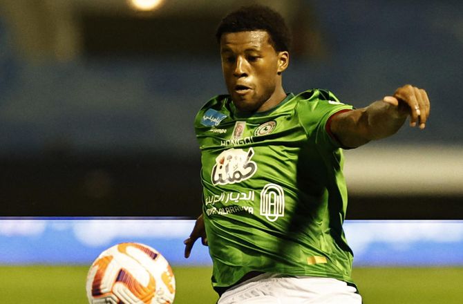 Saudi Pro League -Efter fænomenal sæson: Wijnaldum forlader Al-Ettifaq