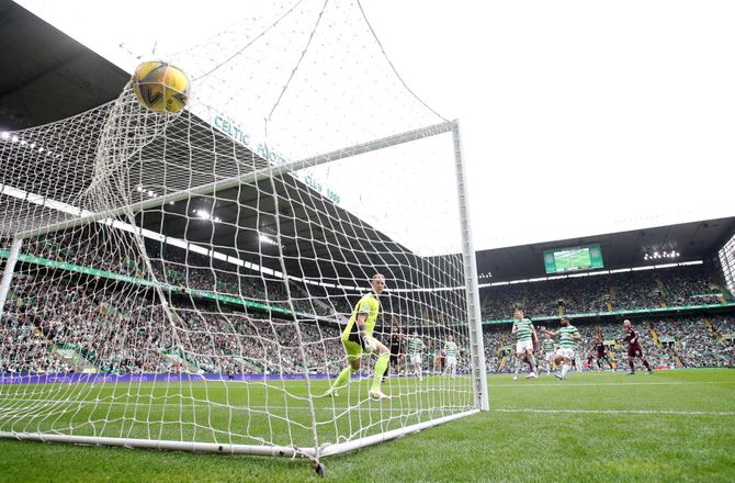 Premiership -Hearts udtrykker bekymring efter baneinvasion