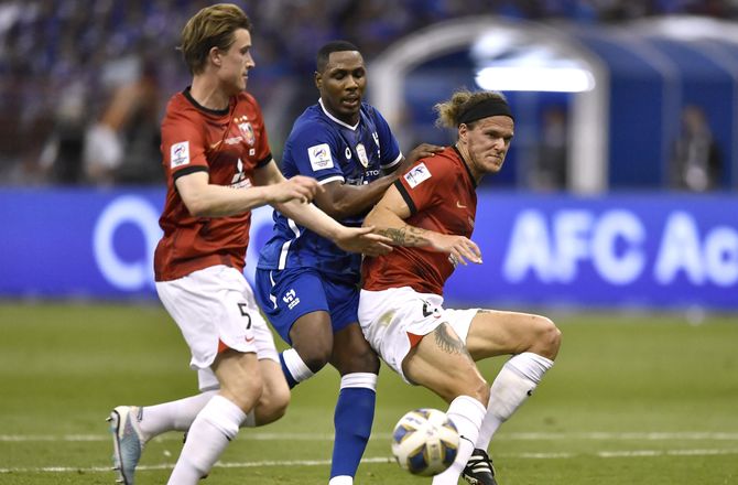 J. League -Scholz på tavlen i Urawa-sejr