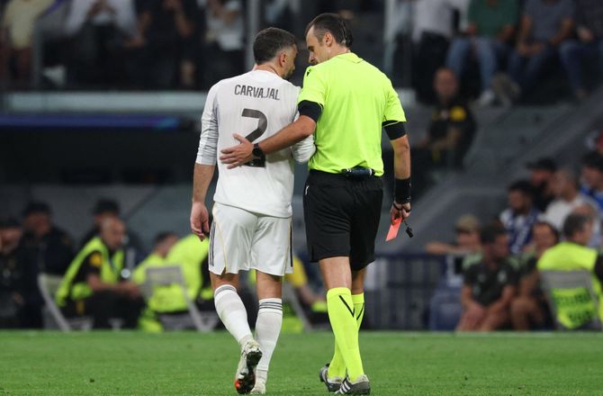 Champions League -Dani Carvajal får to dage i skyggen for skalle