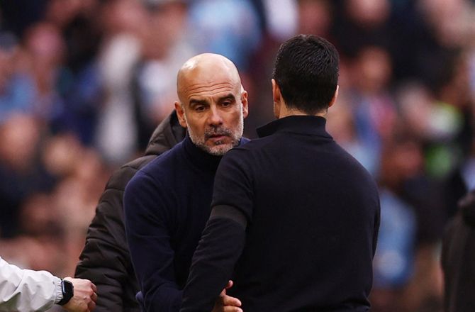 Premier League -Arteta klapper i om Guardiola-rygte