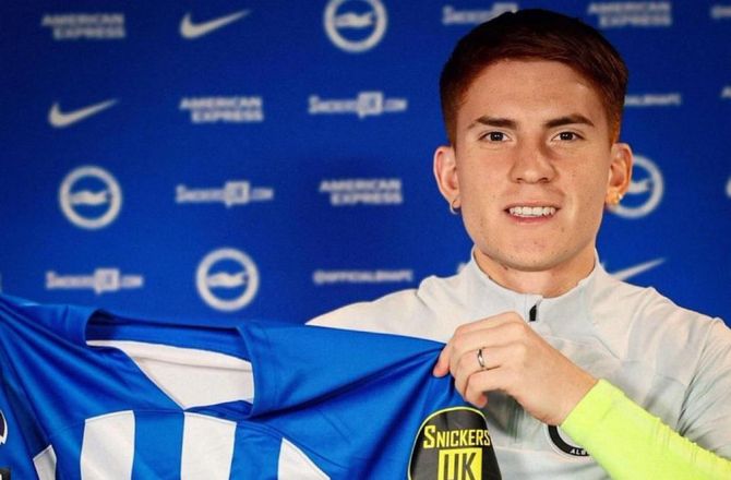 International -Brighton-back meldes tæt på Sevilla