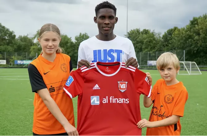 3F Superliga -Vejle forlænger med midtbanemotor