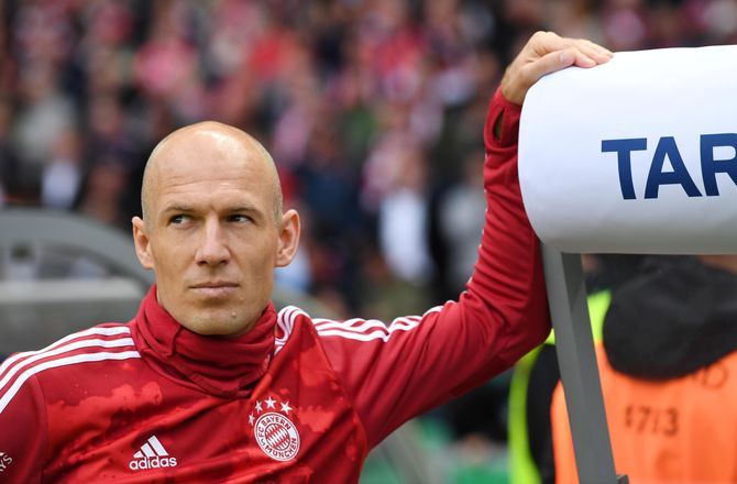 Æresdivisionen -Arjen Robben forfremmes i Groningen