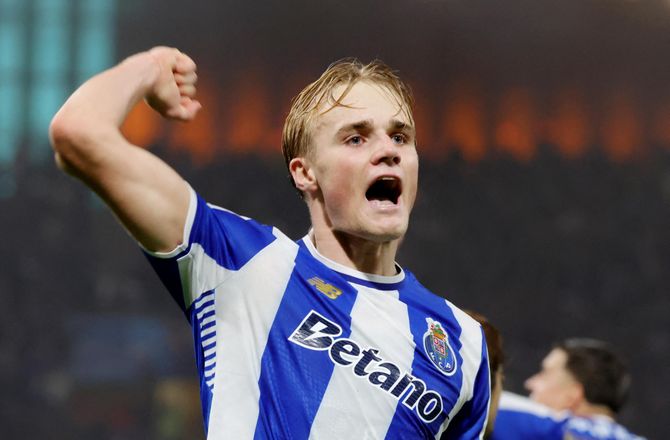 Primeira Liga -Guld-jagt: Froholdt tilbage fra start